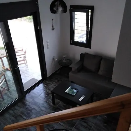 σπίτι με σοφίτα μπροστά στη θάλασσα Trápeza